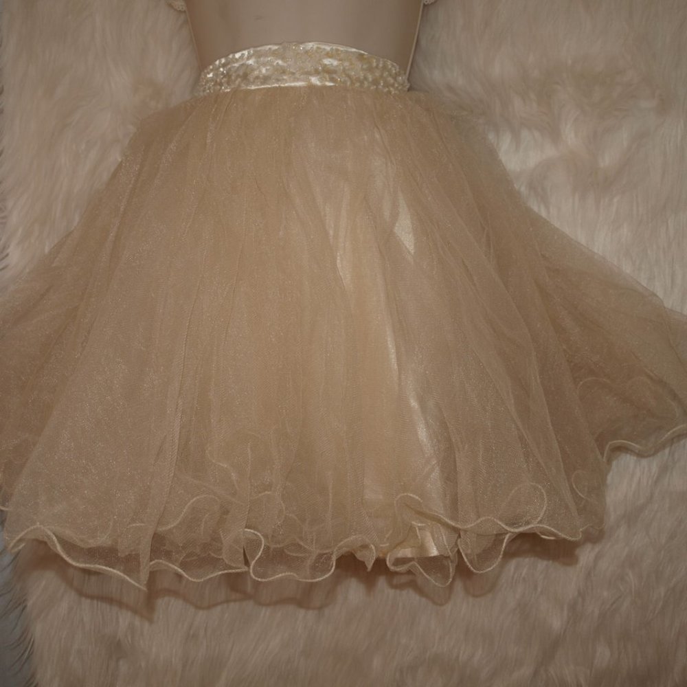 Cream Tule SKIRT SIZE M USED ONCE FOR PHOTO SHOOT